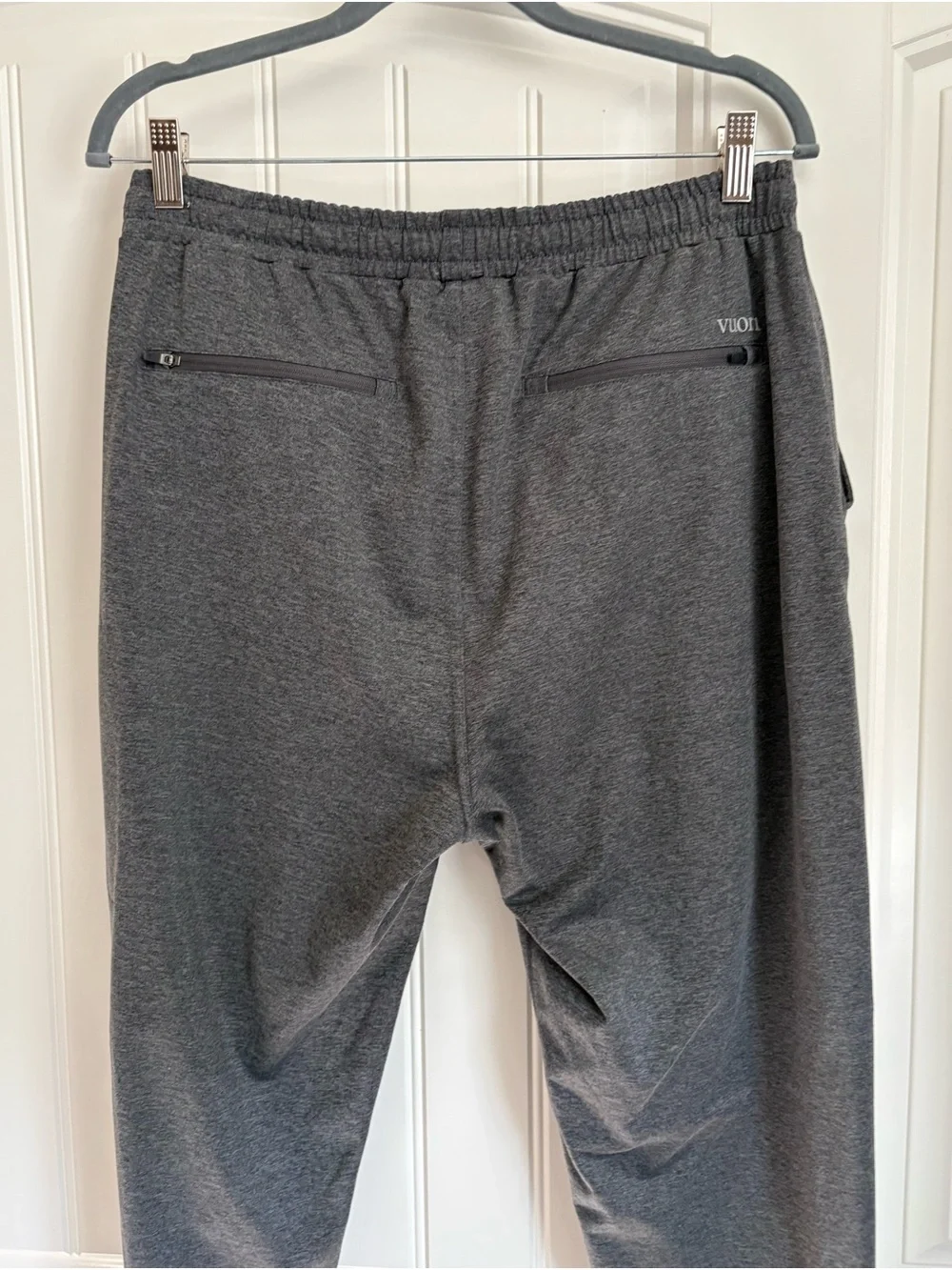 Vuori Sunday Performance Joggers gray men’s size large
